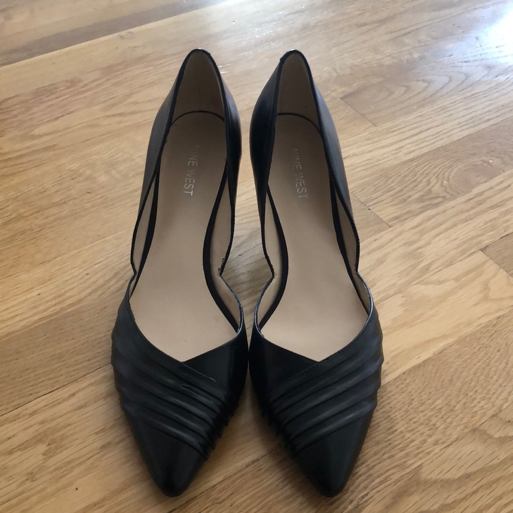 Nine West kitten heel